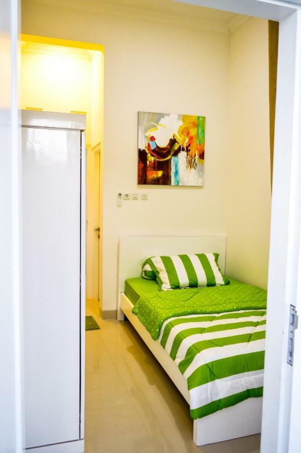 Omah Melati - Vacation Home Solo Kültér fotó